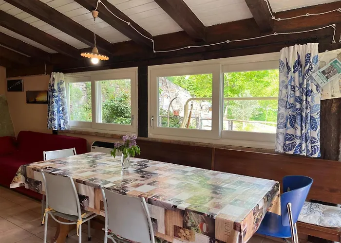 בית נופש Casa Gra - Stunning Stonehouse With Garden Toano