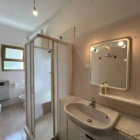 Feriehus Casa Gra - Stunning Stonehouse With Garden Toano